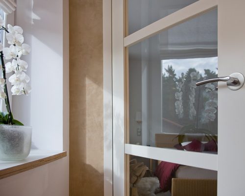 Türen „Nun empfangt mal SCHÖN.“